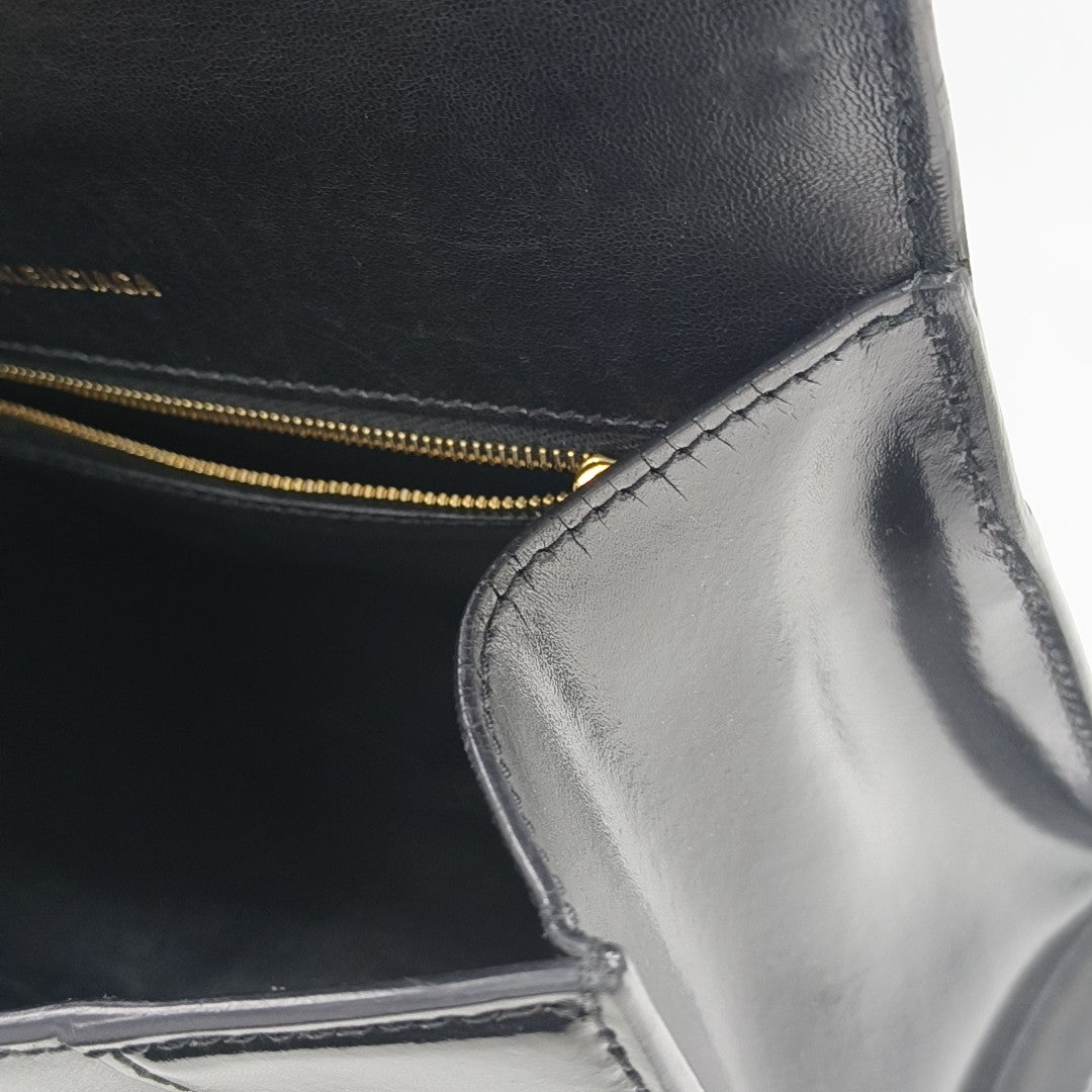 Hourglass S Calfskin Black