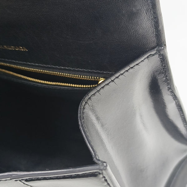 Hourglass S Calfskin Black