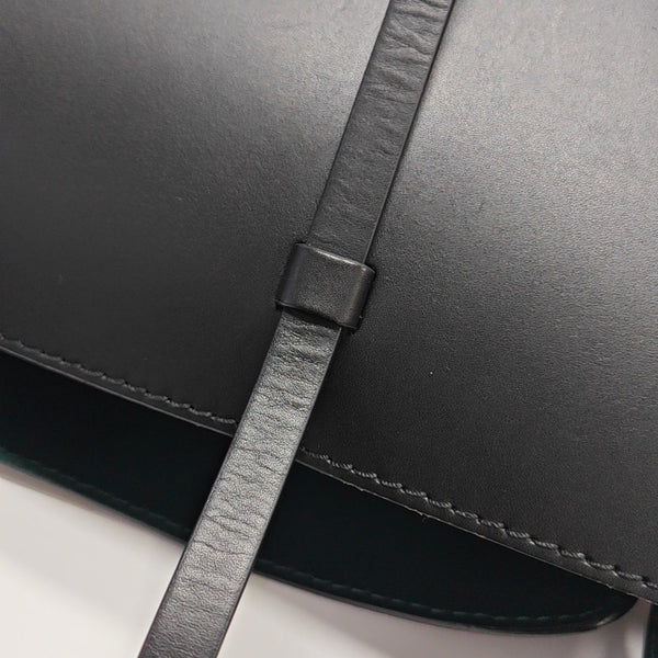 The Bucket Calfskin Black