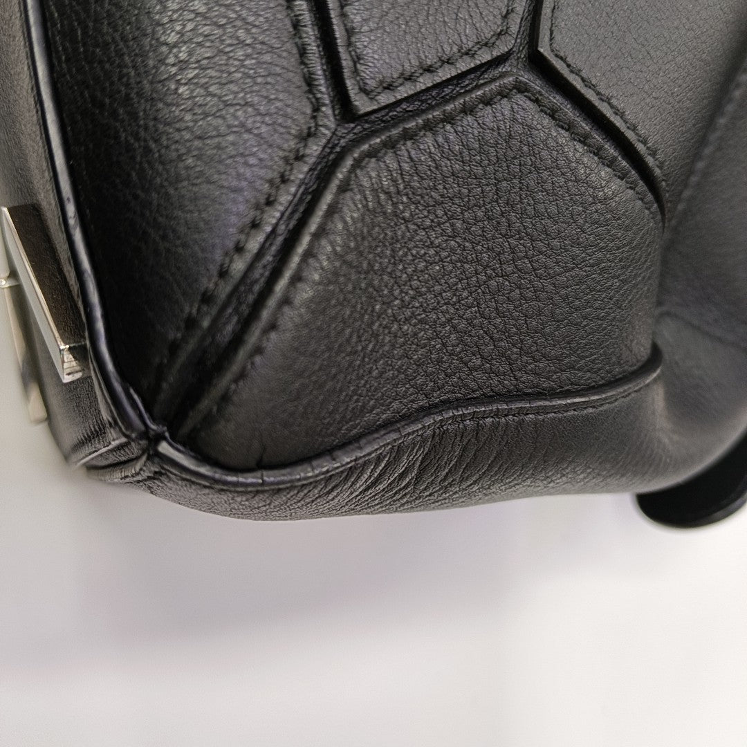Puzzle Medium Calfskin Black