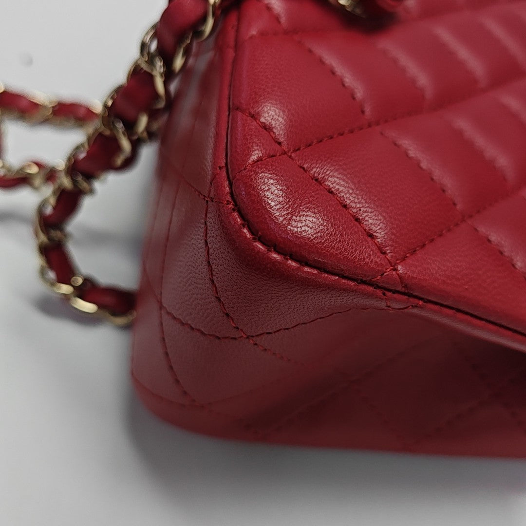 CLASSIC FLAP Mini Quilted Lambskin Red