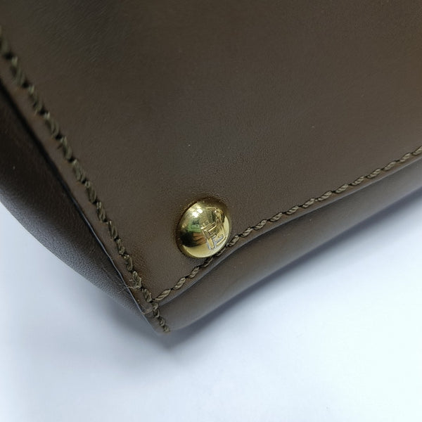 Peekaboo Medium Calfskin Brown
