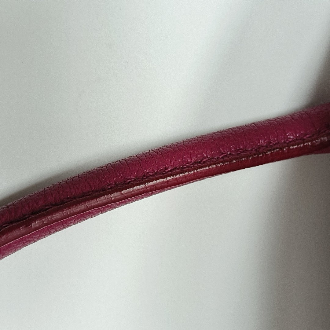 Avenue Leather Red