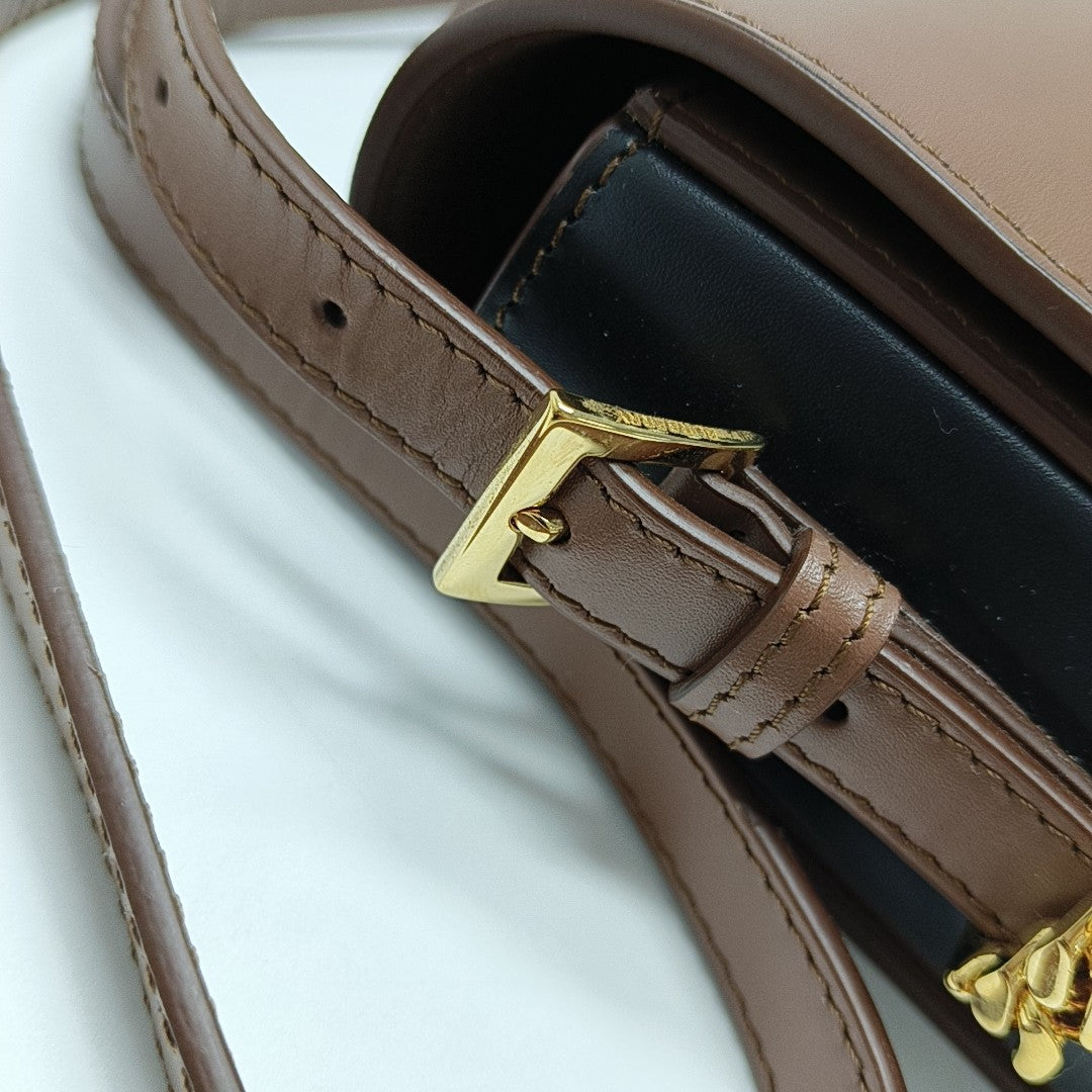 Grace Small Calfskin Brown