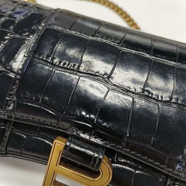 Hourglass Wallet On Chain Small Calfskin Black