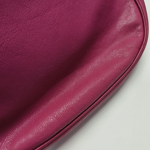 Heritage Medium Calfskin Red