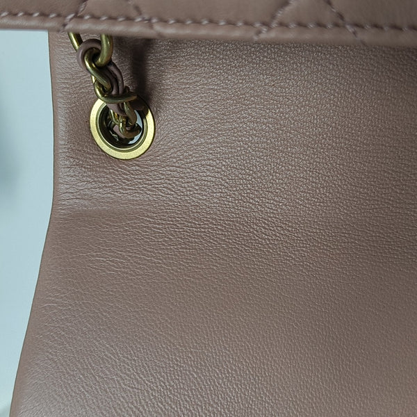 CLASSIC FLAP Mini Quilted Lambskin Pink