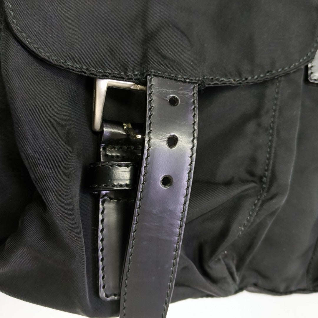 Re-Nylon Medium Nylon Black