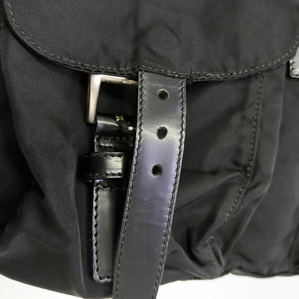 Re-Nylon Medium Nylon Black
