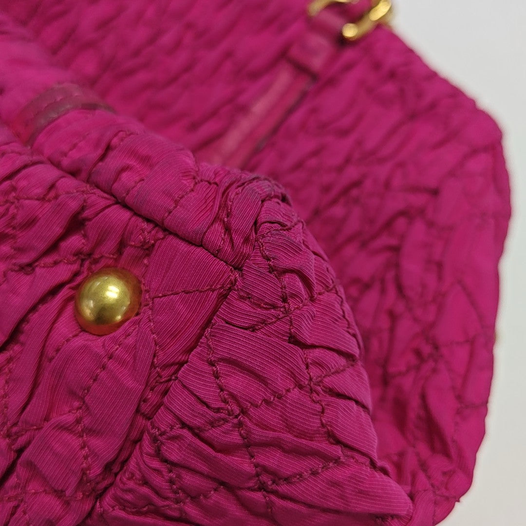 Avenue Quilted Canvas Red
