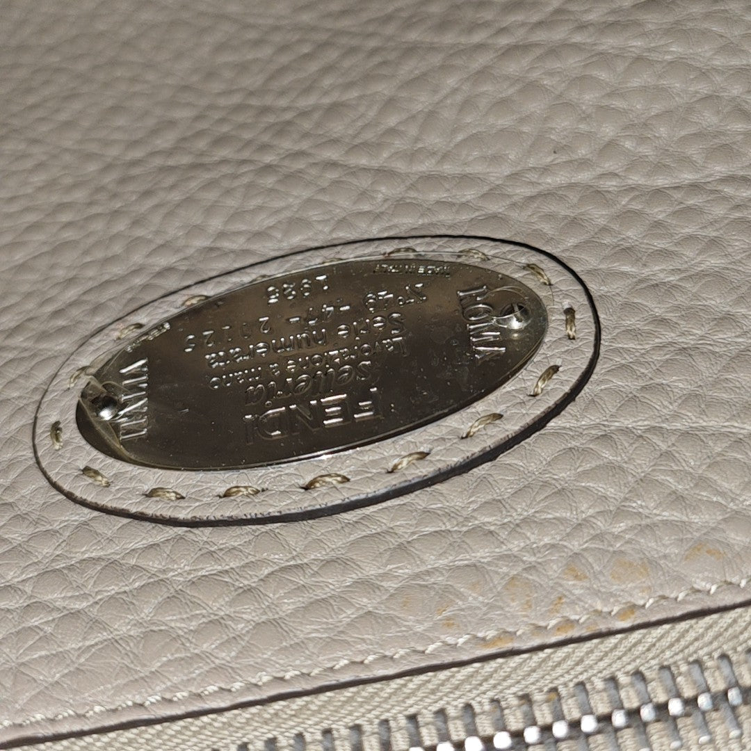 Peekaboo Medium Calfskin Gray