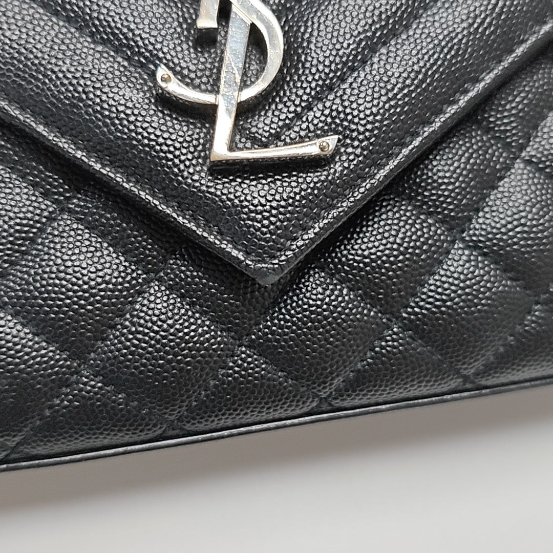 ENVELOPE Small Chevron Calfskin Black