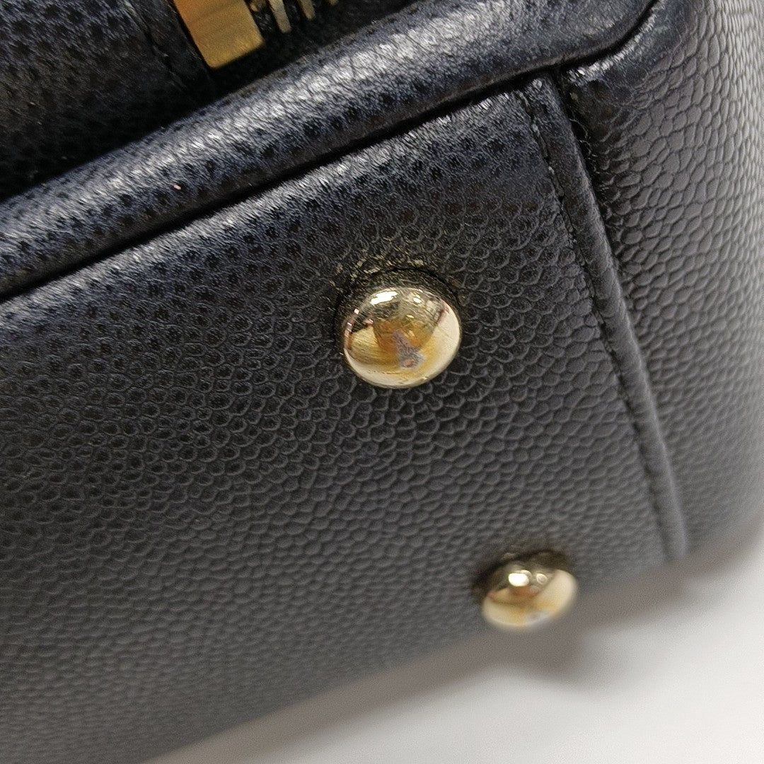 BUSINESS AFFINITY Small Quilted Grained Calfskin Black