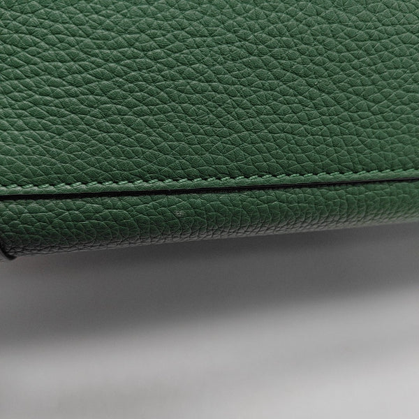 Authenticated pre-owned  Amazona Calfskin Green - Shoulder Bag at Looply