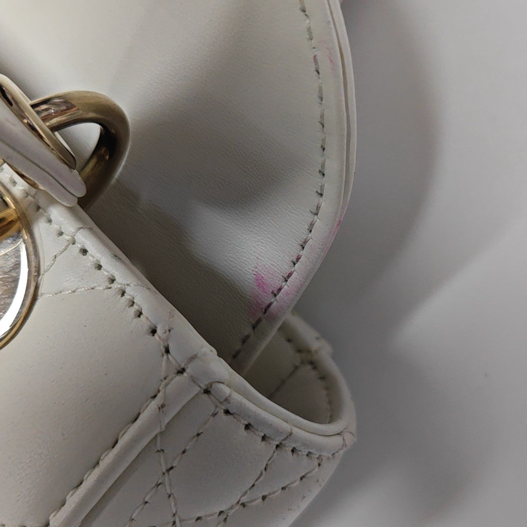 Lady Dior Cannage Piel de Cordero Blanco