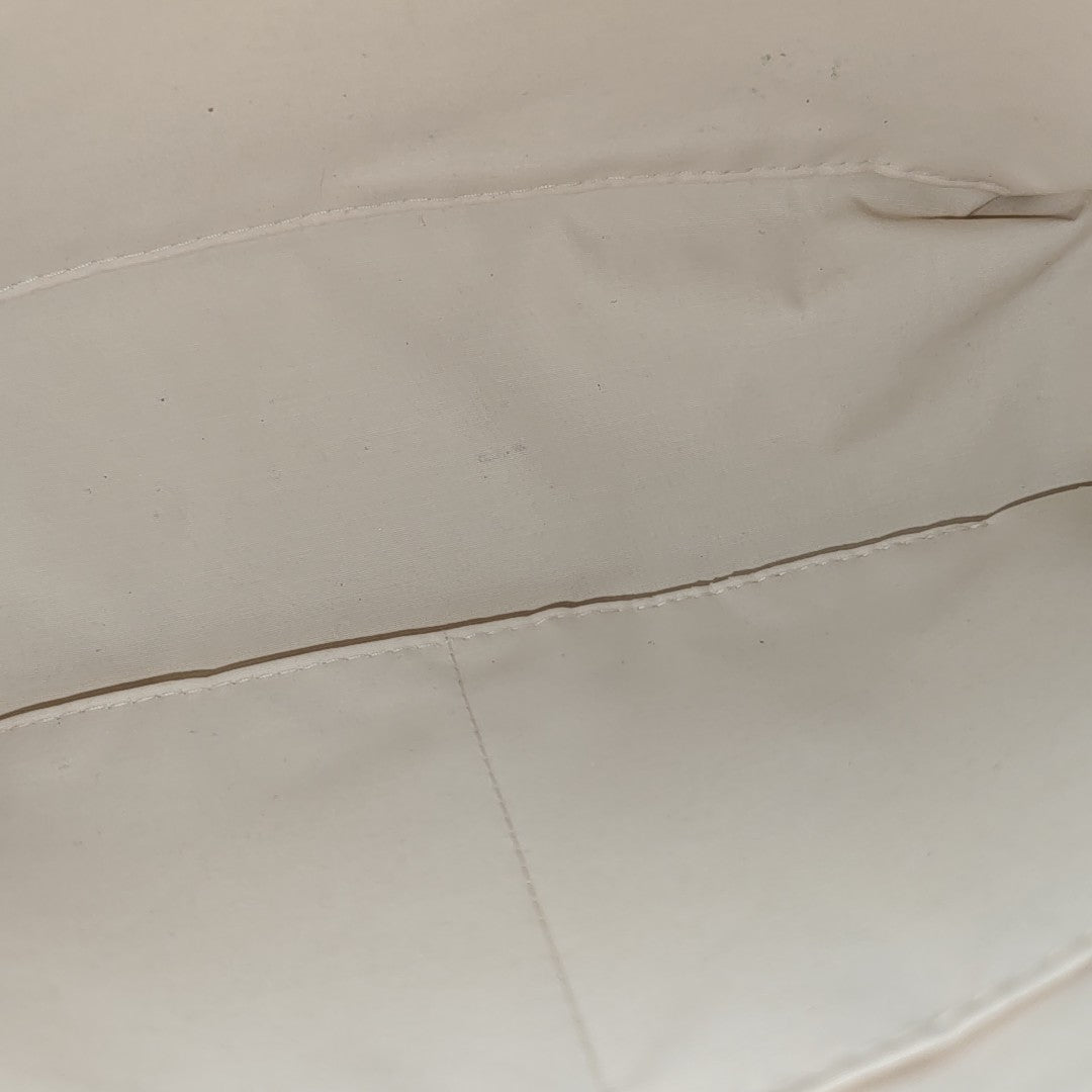 Canvas White