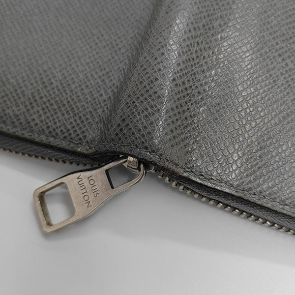 ZIPPY Calfskin Gray Wallet