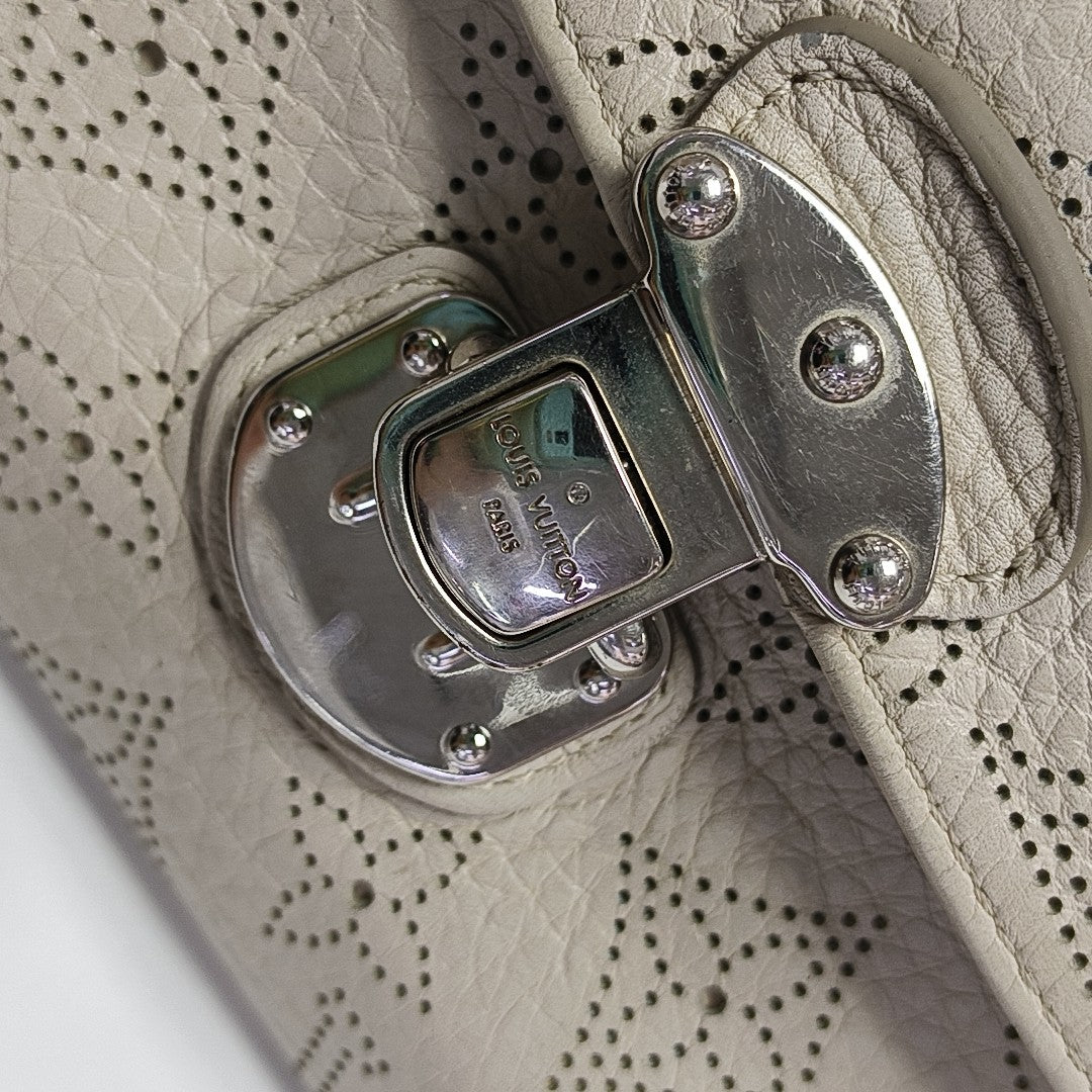AMELIA Monogram Calfskin Beige Wallet