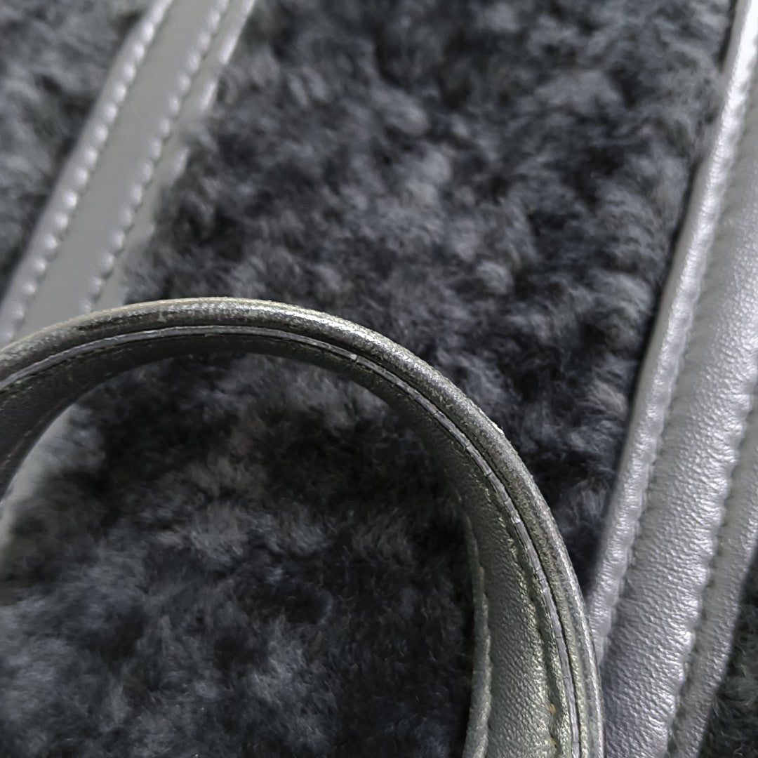 Bazar Fur Black