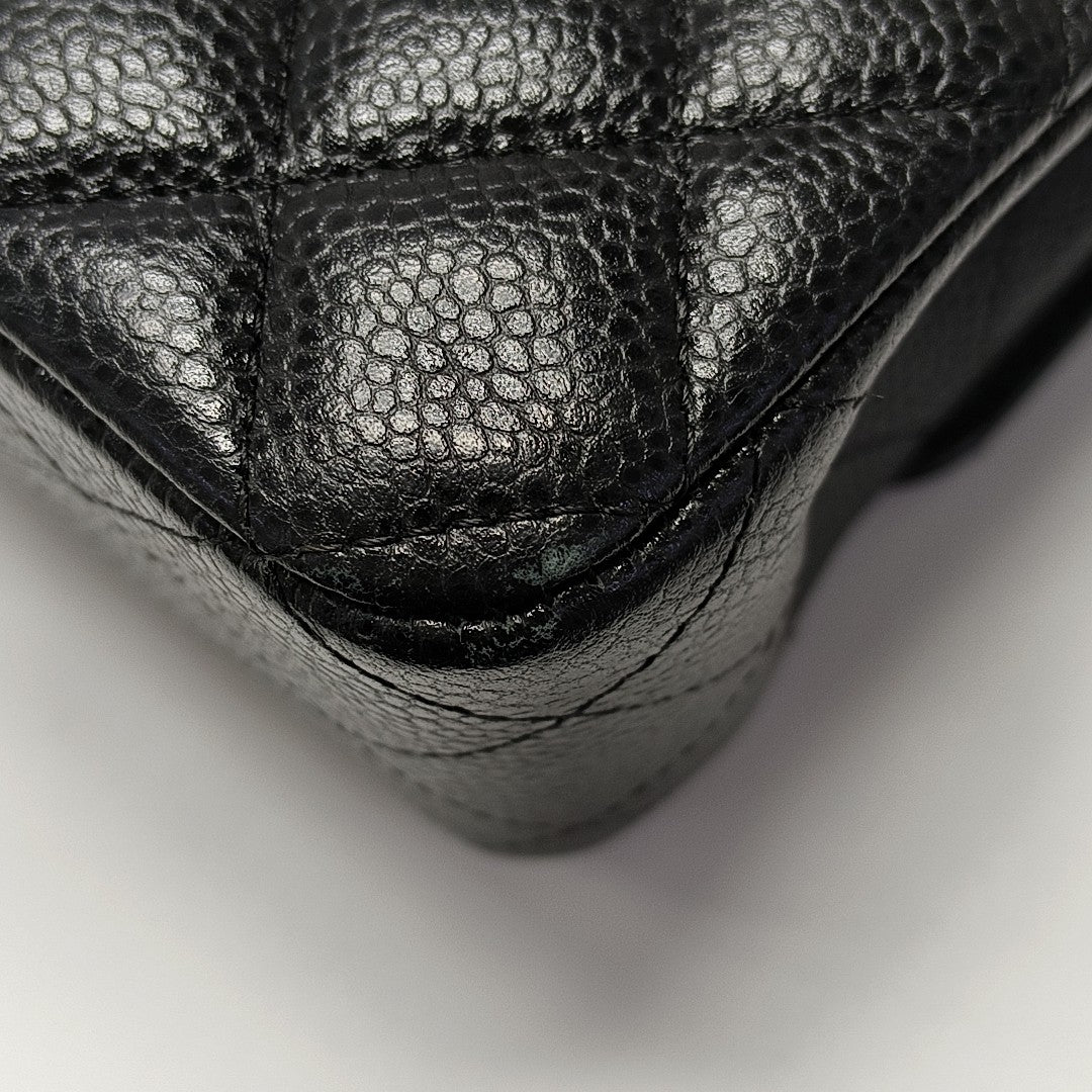 CLASSIC FLAP Medium Quilted Grained Calfskin Black