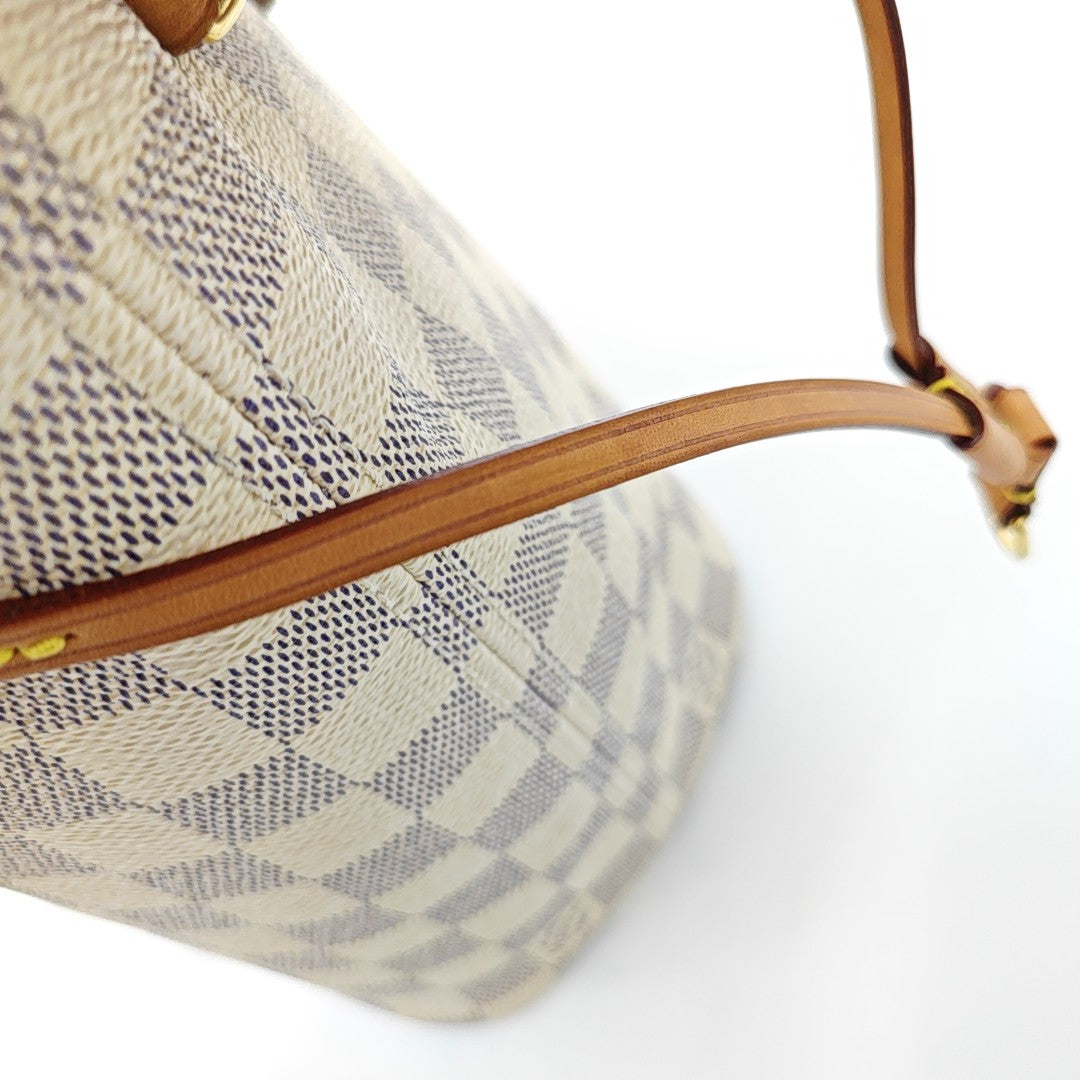 NEVERFULL PM Lona revestida Damier Azur Blanca