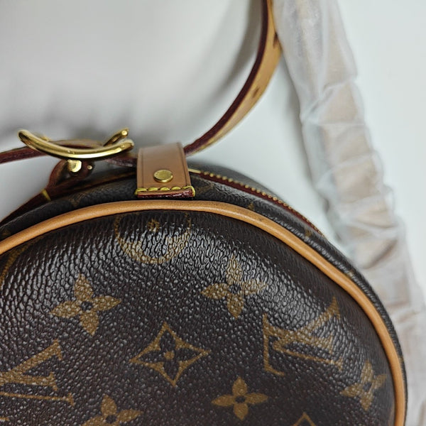BOITE CHAPEAU PM Monogram Coated Canvas Brown