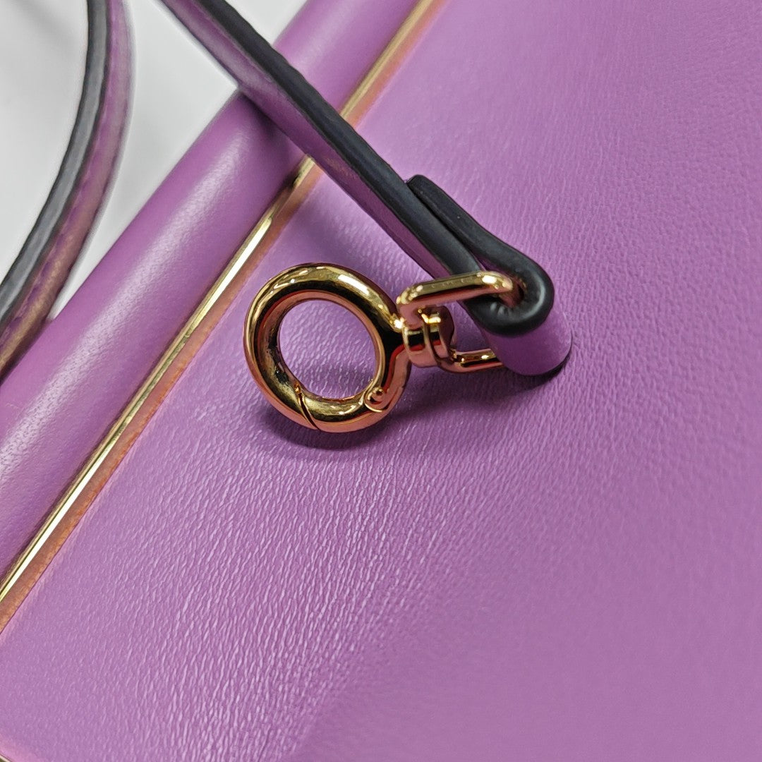 Authenticated pre-owned  First Small Calfskin Pink - Shoulder Bag at Looply