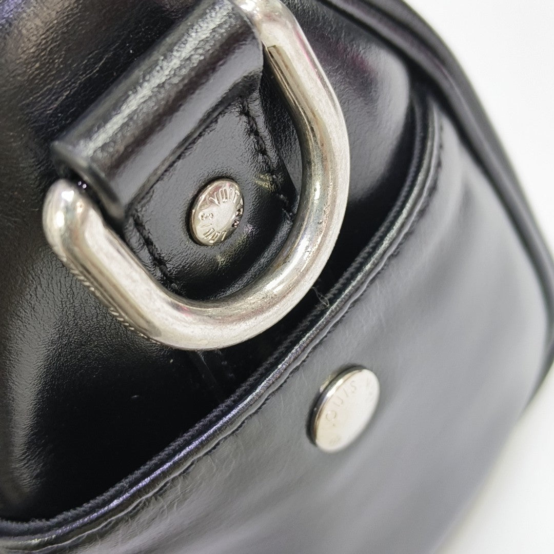 Calfskin Shoulder Bag 25 Black