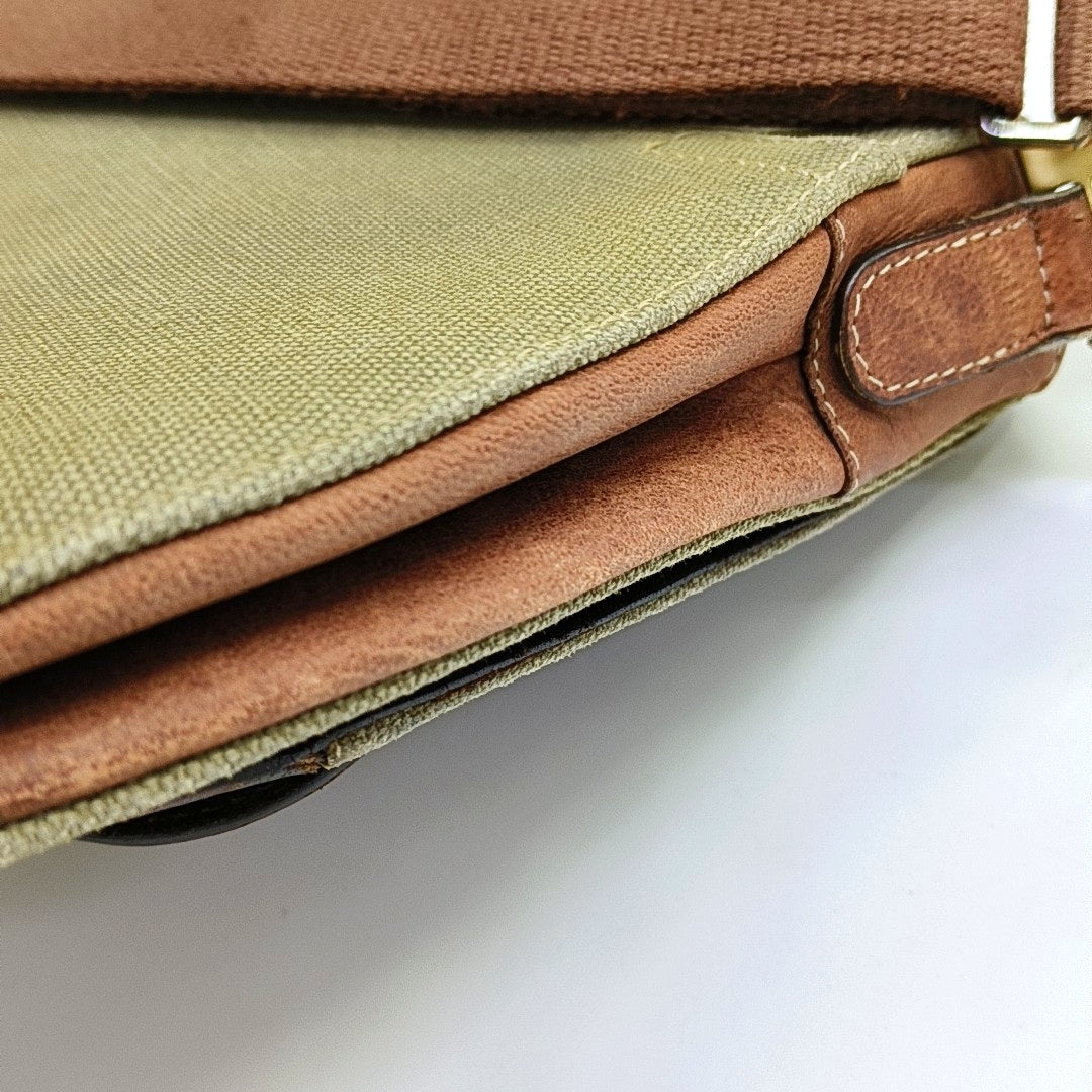 Saddle Canvas Beige