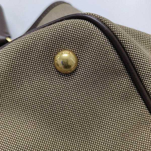 Canvas Brown