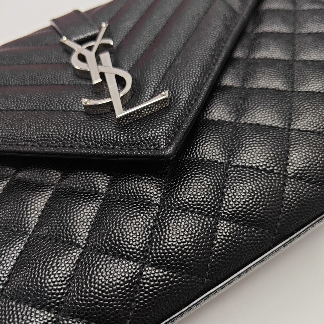 ENVELOPE Medium Quilted Calfskin Black