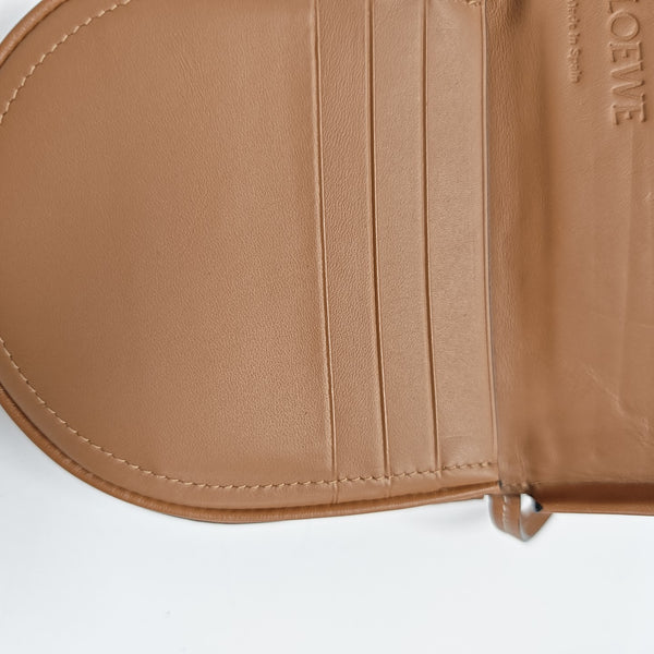 Heel Small Calfskin Brown