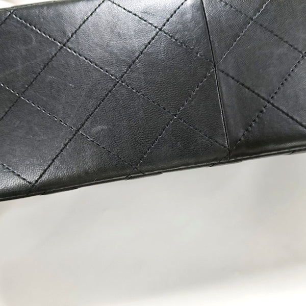 CLASSIC FLAP Jumbo Quilted Lambskin Black