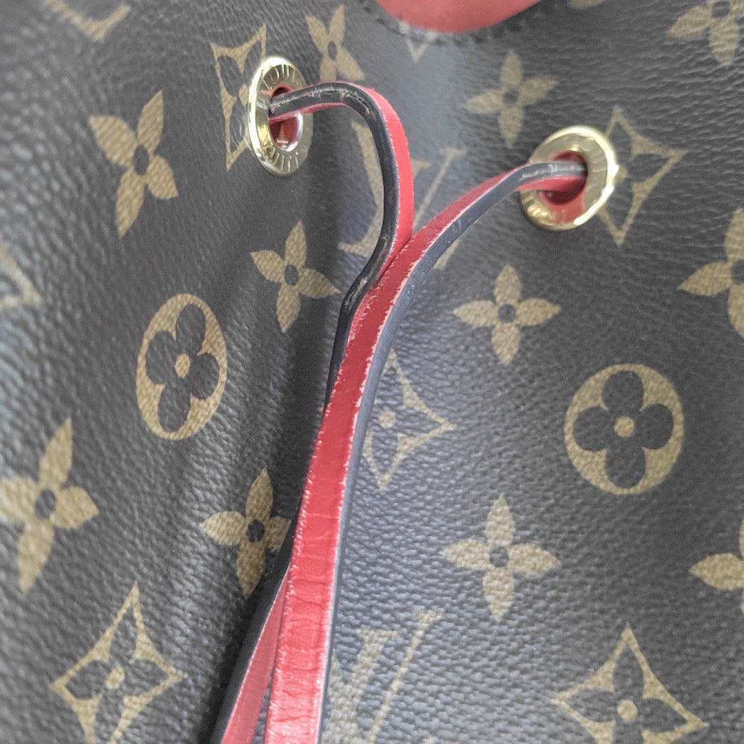 NÉONOÉ MM Monogram Coated Canvas Brown