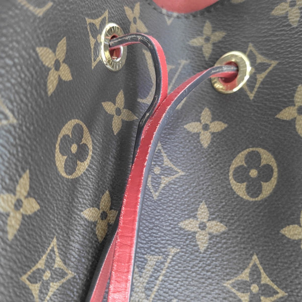 NÉONOÉ MM Monogram Coated Canvas Brown