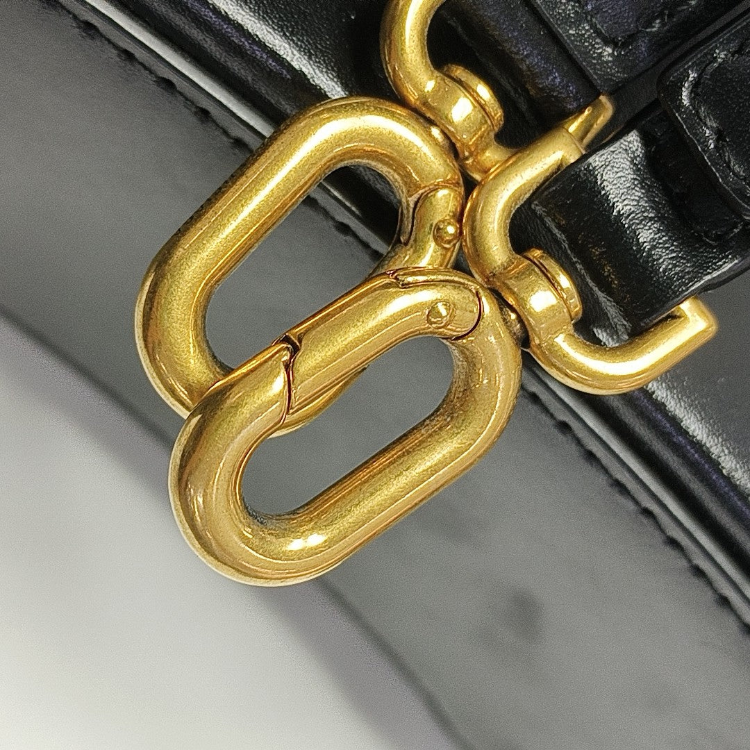 Hourglass XS Calfskin Black