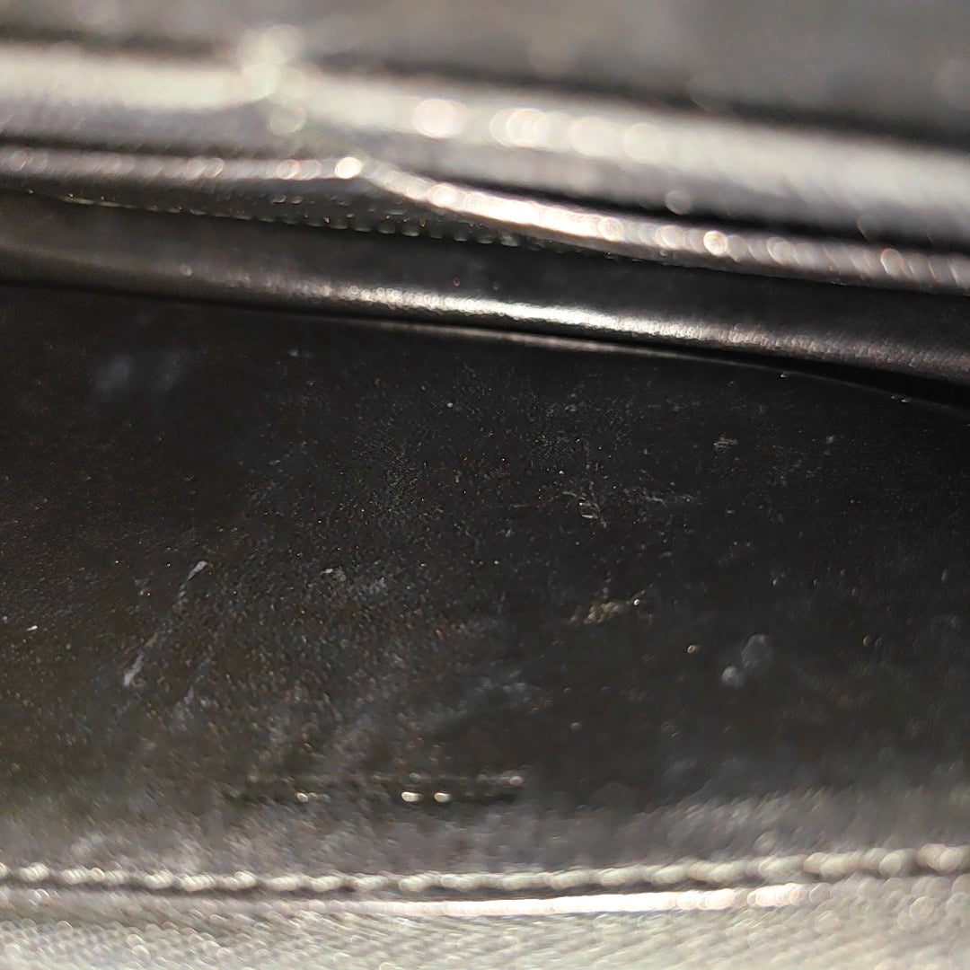 Authenticated pre-owned  Diorama Calfskin Black - Shoulder Bag at Looply