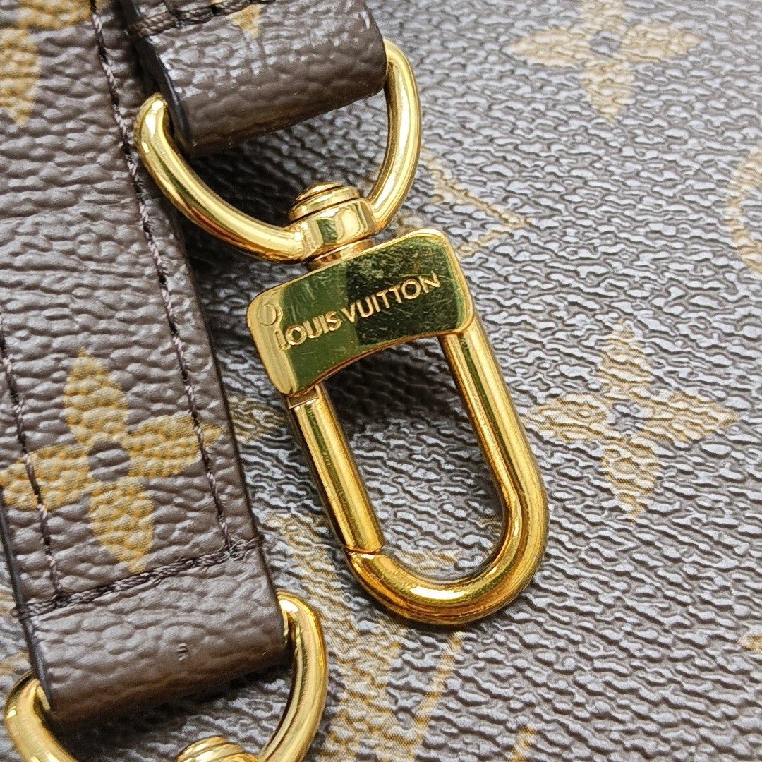 Authenticated pre-owned  MÉTIS MM Monogram Coated Canvas Brown - Shoulder Bag at Looply