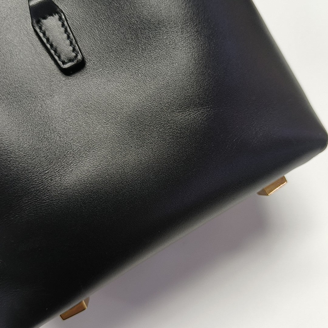 LE 37 Mini Calfskin Black