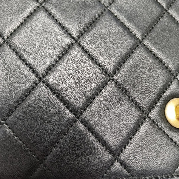 CLASSIC FLAP Small Quilted Calfskin Black