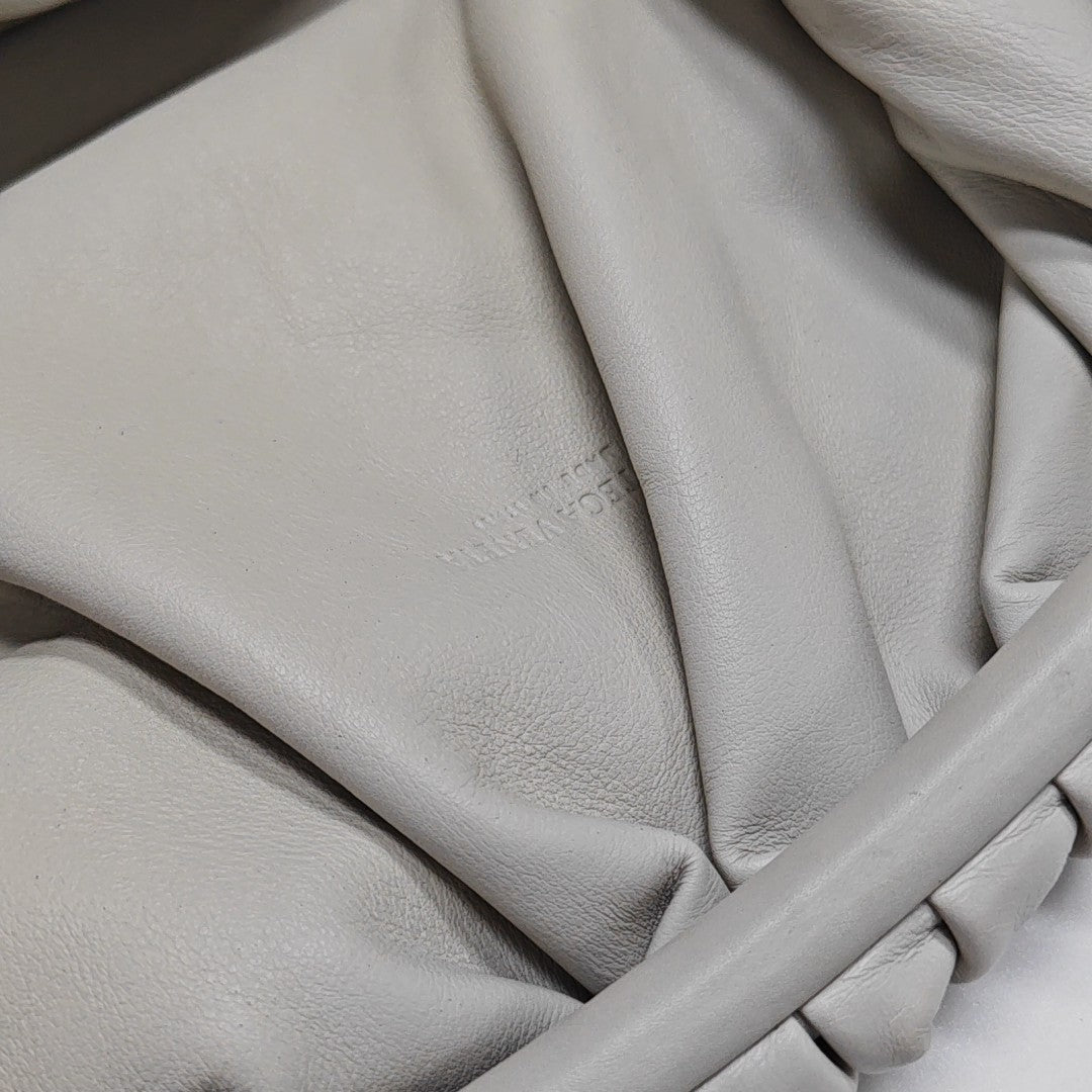 The Pouch Calfskin White