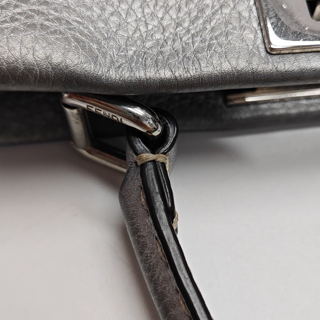 Peekaboo Medium Calfskin Silver