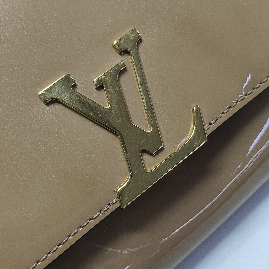 LOUISE Patent Leather Beige