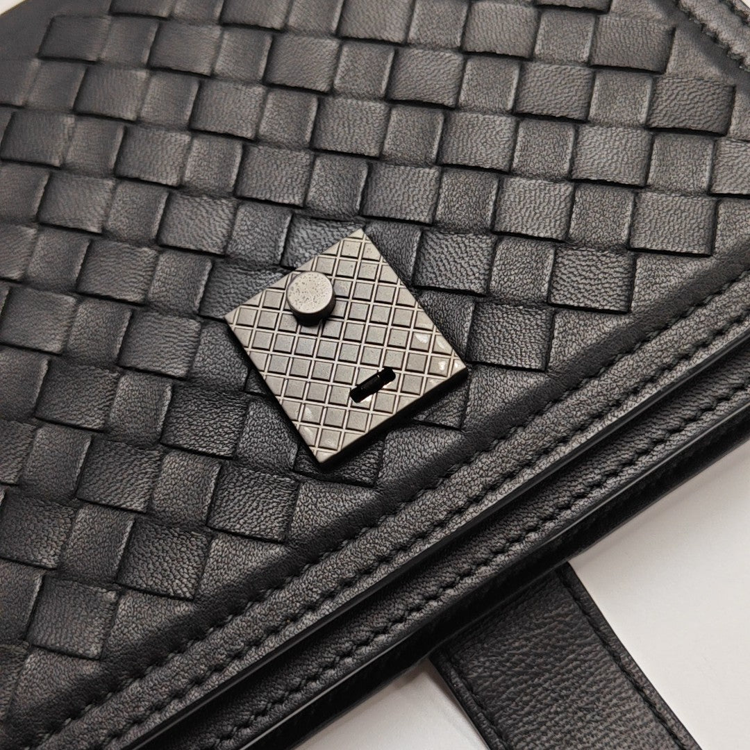 Lambskin Shoulder Bag Black