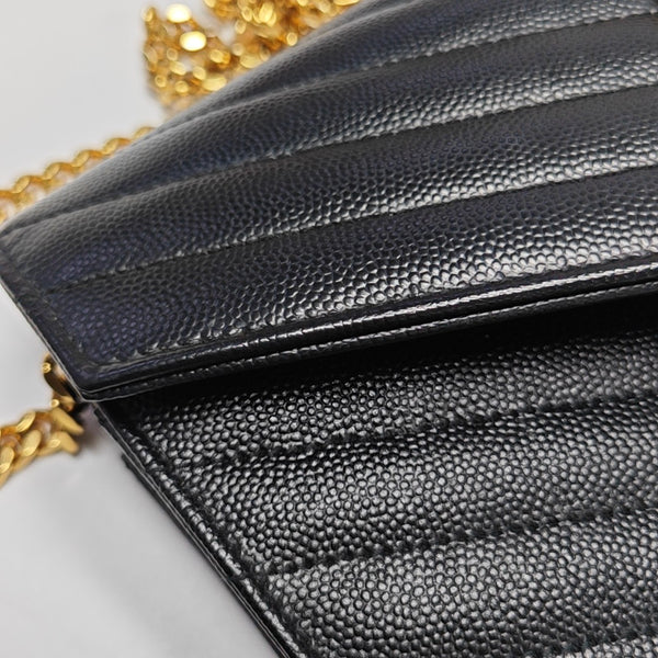 MONOGRAM Medium Quilted Calfskin Black
