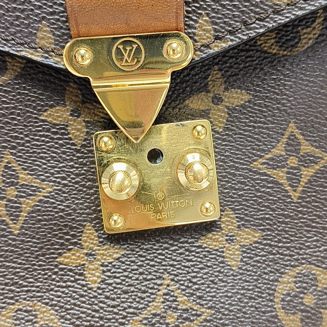 MÉTIS MM Monogram Coated Canvas Brown