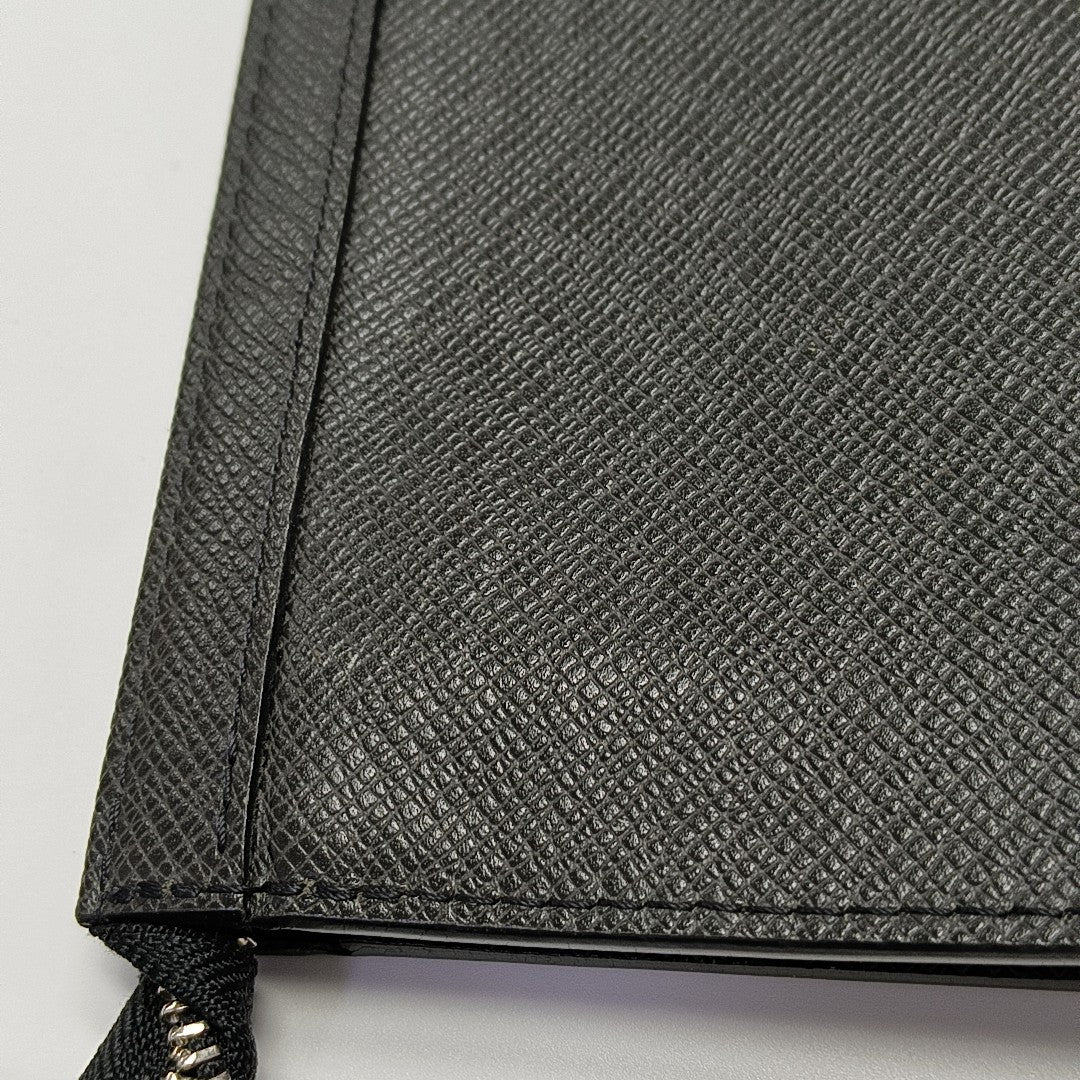 Pochette Voyag MM Calfskin Black