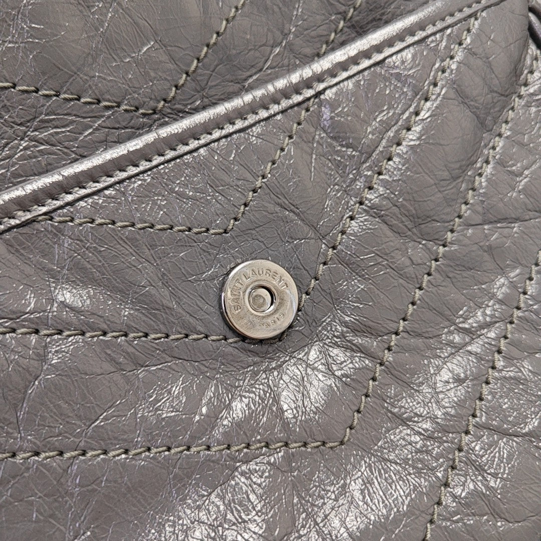 NIKI Medium Chevron Calfskin Gray