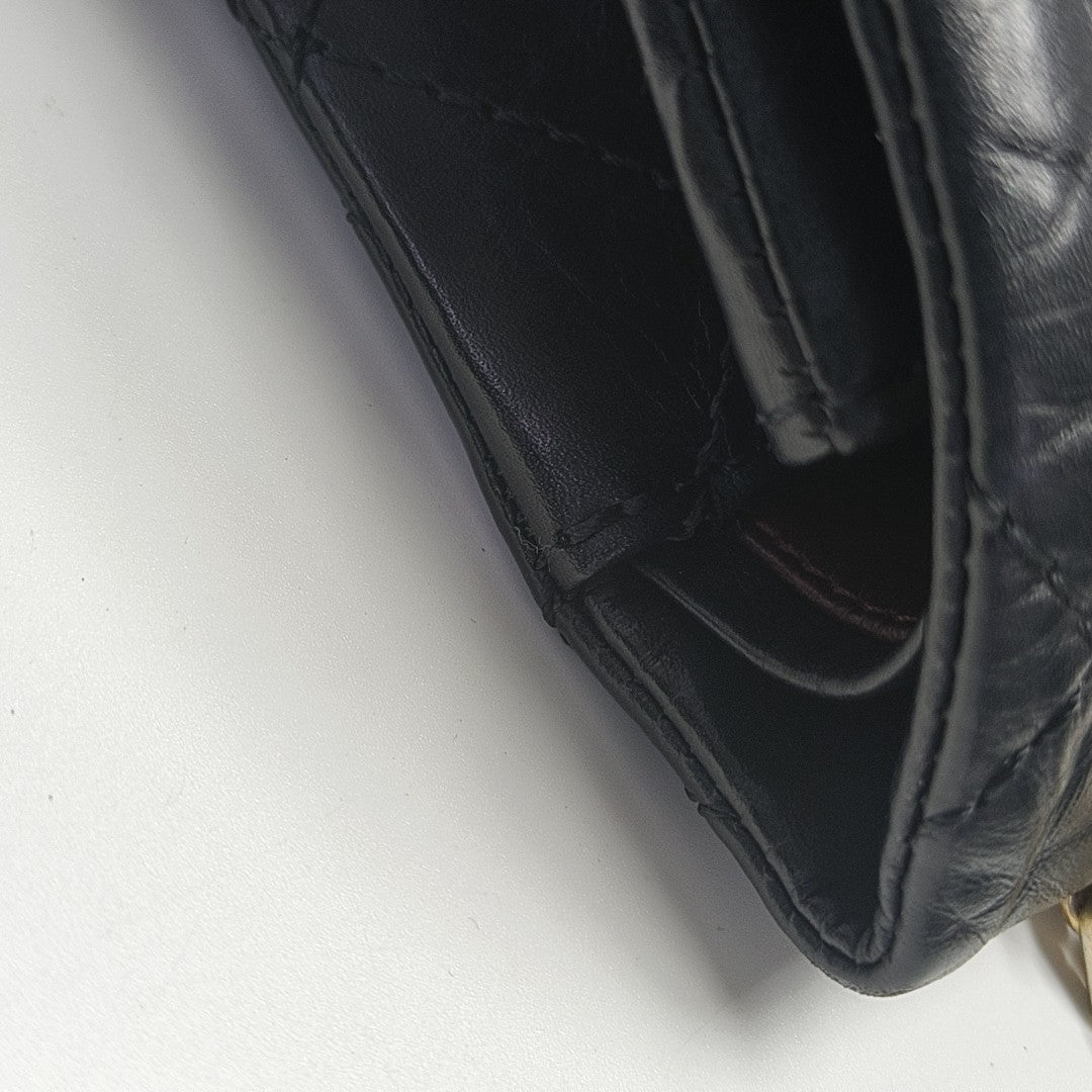 2.55 Maxi Quilted Waxed Cafskin Black