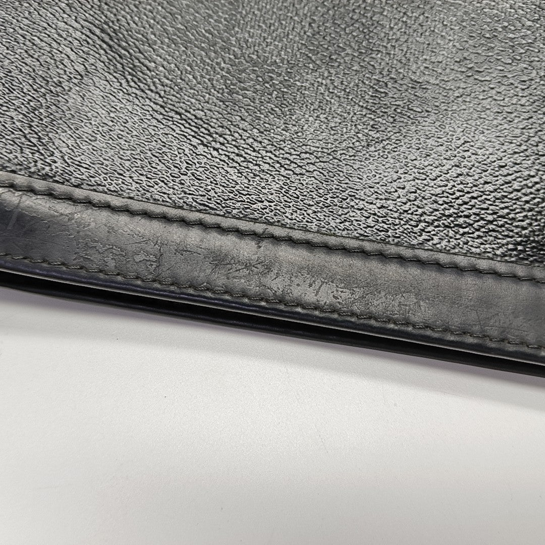 Pochette Voyag MM Damier Graphite Coated Canvas Gray